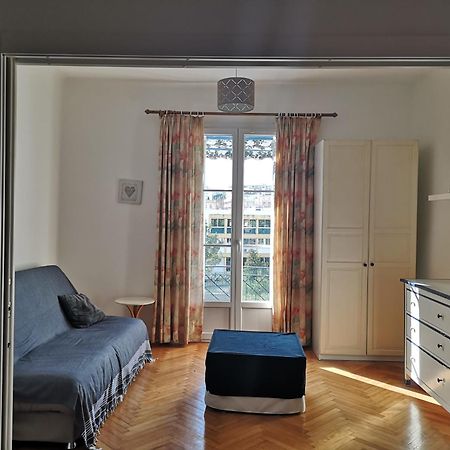 Apartment Palais De Coppet Nisa Exterior foto
